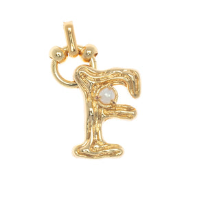 CHARM ALPHABET AND PEARL "F"(SMALL SIZE)