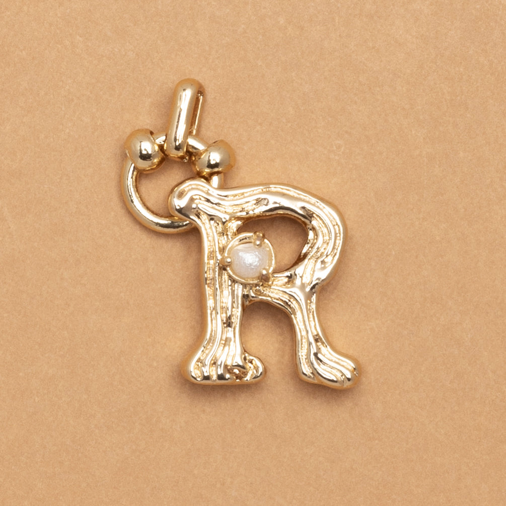 CHARM ALPHABET AND PEARL "R"(SMALL SIZE)