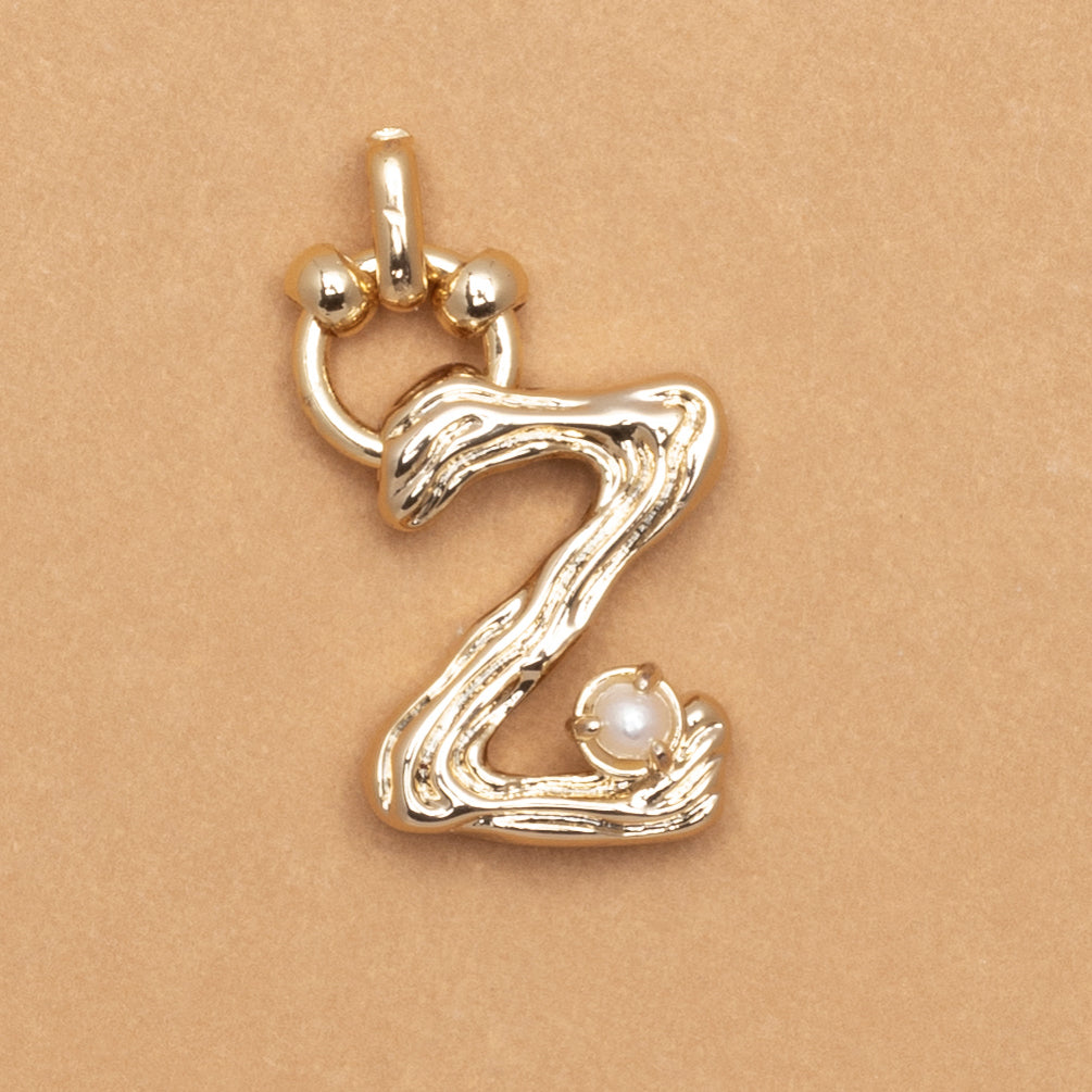 CHARM ALPHABET AND PEARL "Z"(SMALL SIZE)