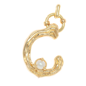 CHARM ALPHABET AND PEARL "C"(BIG SIZE)