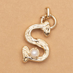 CHARM ALPHABET AND PEARL "S"(BIG SIZE)
