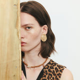 SHELL BROWN NECKLACE