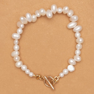 WHITE PEARL WAVE BRACELET