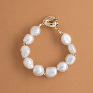 CHUNKY SINGLE STRAND PEARL BRACELET
