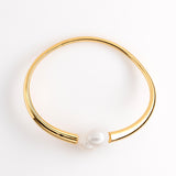 ELONGATED WHITE PEARL GOLD BANGLE