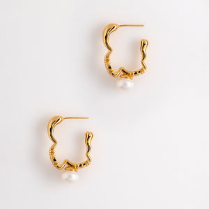 RHODIUM PEARL SHORT ROUND EARRINGS