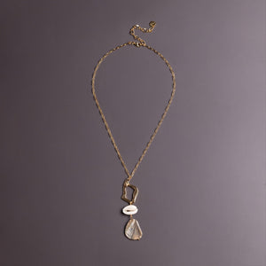 WHITE PEARL PENDENT NECKLACE