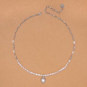 WHITE PEARL DAINTY NECKLACE