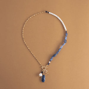 MONTANA WHITE CHARM NECKLACE
