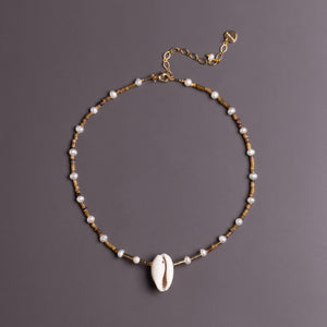 BROWN BEADED CHARM NECKLACE