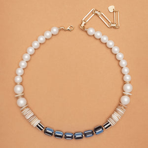 ELEGANT BLUE AND WHITE BEADED NECKLACE