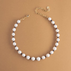 WHITE PEARL GOLD SHORT NECKLACE