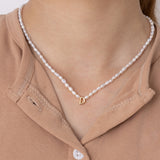 WHITE PEARL E BEAD FASHION NECKLACE