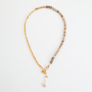 BROWN HEART CHARM Y NECKLACE