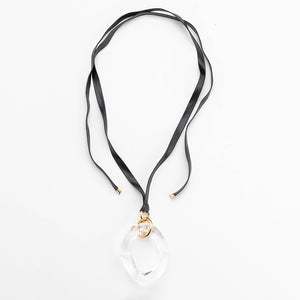 CRYSTAL OVAL PENDANT NECKLACE