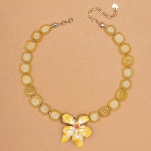 YELLOW AGATE BLOOM NECKLACE (PRE-ORDER TAKES 15 DAYS)