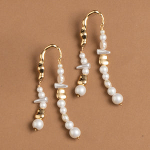 ELEGANT WHITE PEARL DANGLING EARRINGS