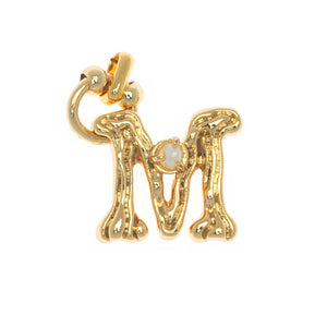 CHARM ALPHABET AND PEARL "M"(SMALL SIZE)