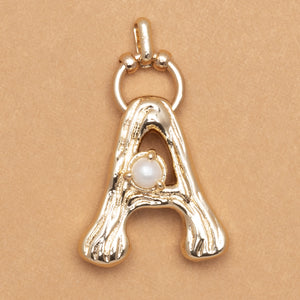 CHARM ALPHABET AND PEARL "A"(BIG SIZE)