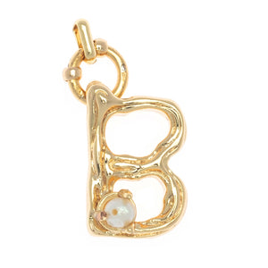 CHARM ALPHABET AND PEARL "B"(BIG SIZE)