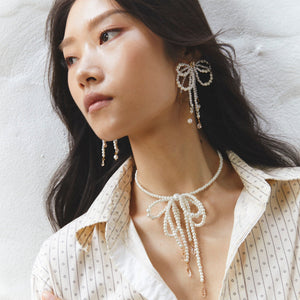 FRESHWATER WHITE PEARL BOW NECKLACE & EARRING