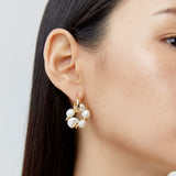 HAMMERED RHODIUM WHITE PEARL DROP EARRINGS