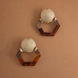 BROWN GOLD PENTAGON EARRINGS [FW24]