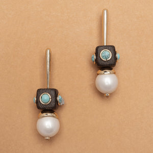 GEOMETRICAL TURQUOISE PEARL DROP EARRINGS