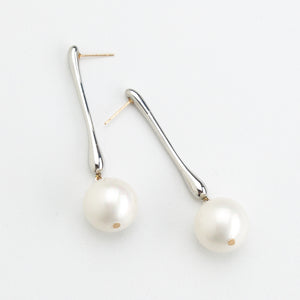 WHITE PEARL SILVER DROP EARRINGS