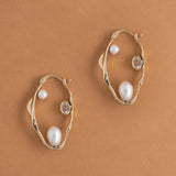 FREEFORM WHITE PEARL STUD EARRINGS