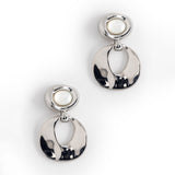 SMALL WHITE PEARL GOLD FRAME EARRINGS