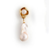 WHITE PEARL OVAL SHAPE RHODIUM EARRINGS