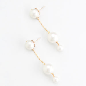 TRIPLE PEARL DROP EARRINGS