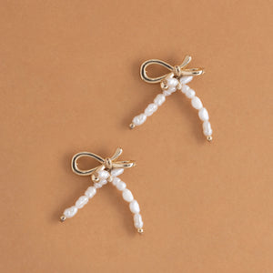 GOLD RIBBON PEARL EARRINGS