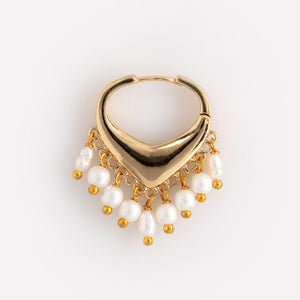 V-SHAPED WHITE PEARL STATEMENT EARRINGS