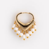 V-SHAPED WHITE PEARL STATEMENT EARRINGS