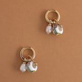 WHITE MIX GOLD HUGGIE PEARL EARRINGS [FW24]