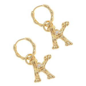 ALPHABET AND PEARL EARRINGS "K"