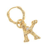 ALPHABET AND PEARL EARRINGS "K"