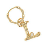 ALPHABET AND PEARL EARRINGS "L"