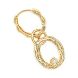 ALPHABET AND PEARL EARRINGS "O"