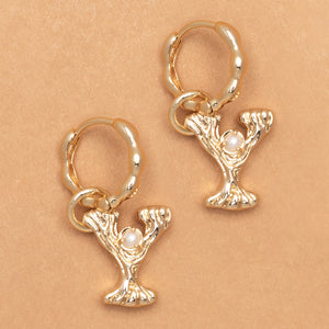 ALPHABET AND PEARL EARRINGS "Y"