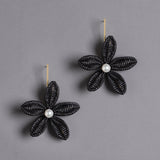 BLACK FLORAL EARRINGS