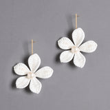 WHITE FLORAL EARRINGS