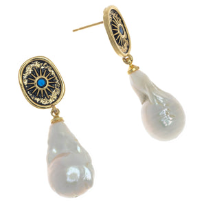 BOHEMIAN BAROQUE PEARL EARRINGS