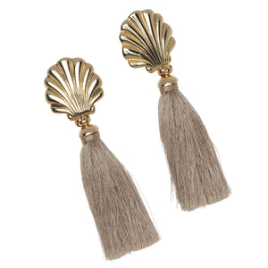 GOLD CONCHA BEIGE TASSEL EARRINGS (PRE-ORDER TAKES 15 DAYS)