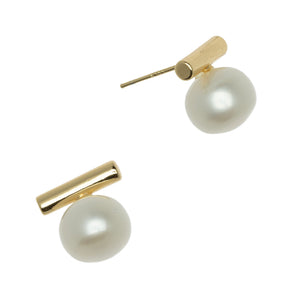 LUNA PEARL EARRINGS