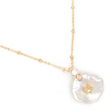 WHITE PEARL PENDANT NECKLACE