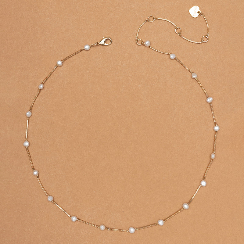 SOLÉNE PEARL NECKLACE