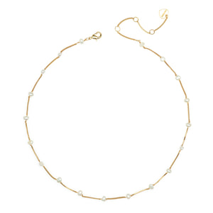SOLÉNE PEARL NECKLACE